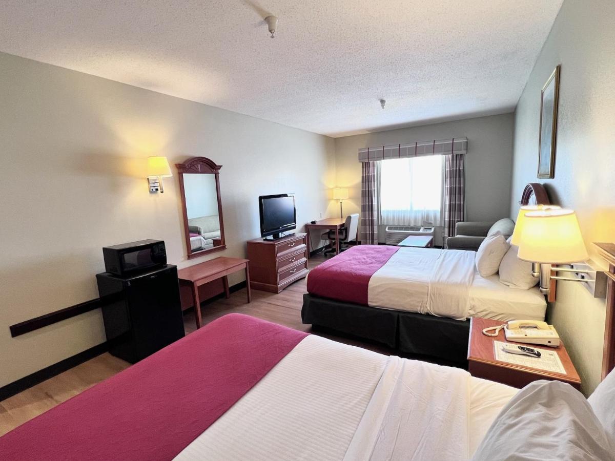 Americas Best Value Inn Wiggins Екстериор снимка
