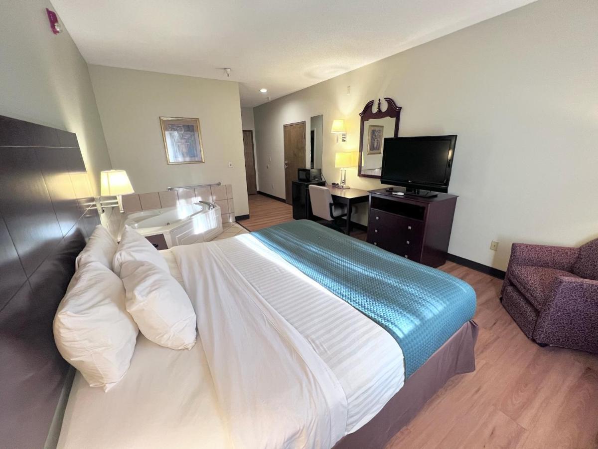 Americas Best Value Inn Wiggins Екстериор снимка
