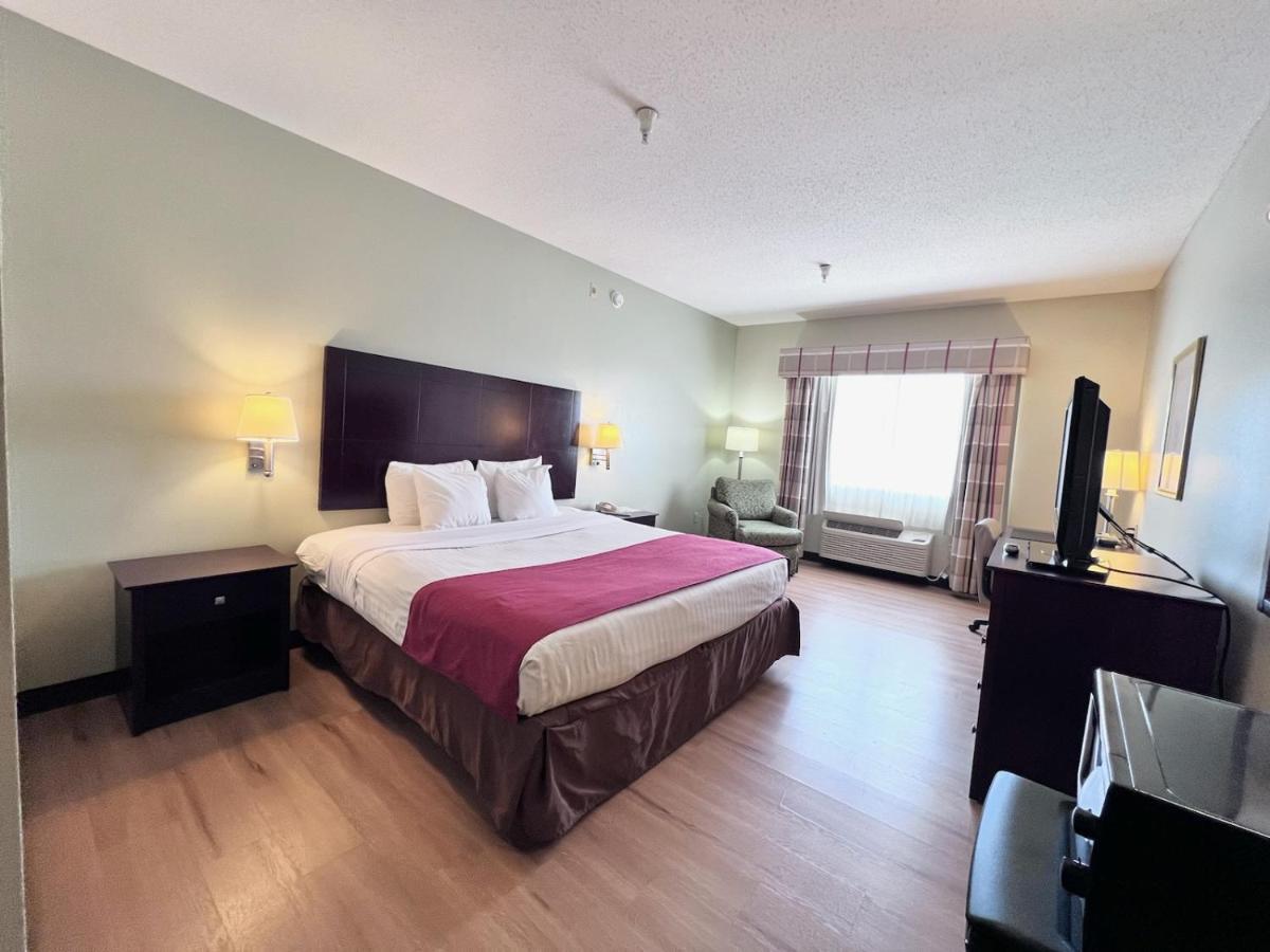 Americas Best Value Inn Wiggins Екстериор снимка