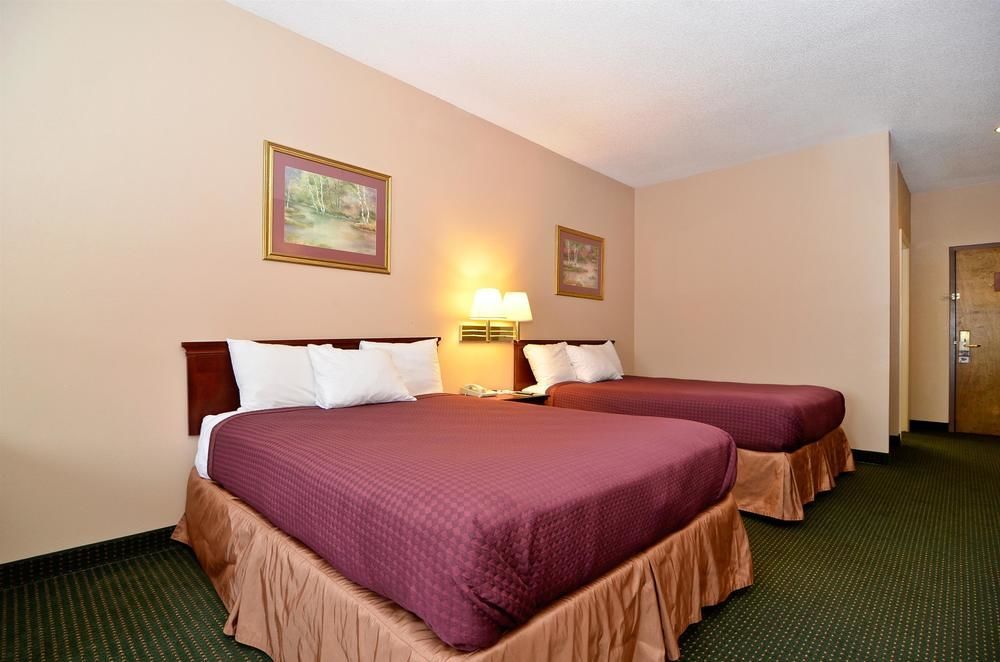 Americas Best Value Inn Wiggins Екстериор снимка