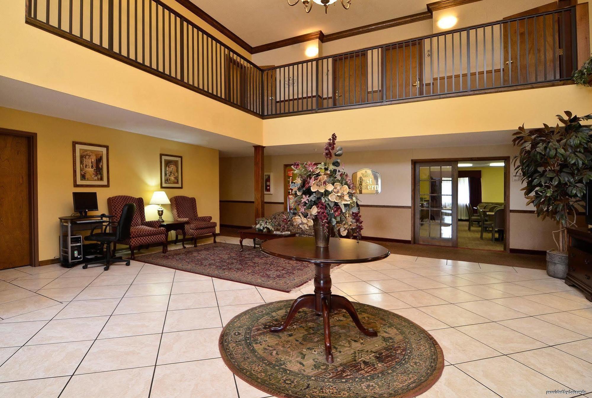 Americas Best Value Inn Wiggins Интериор снимка