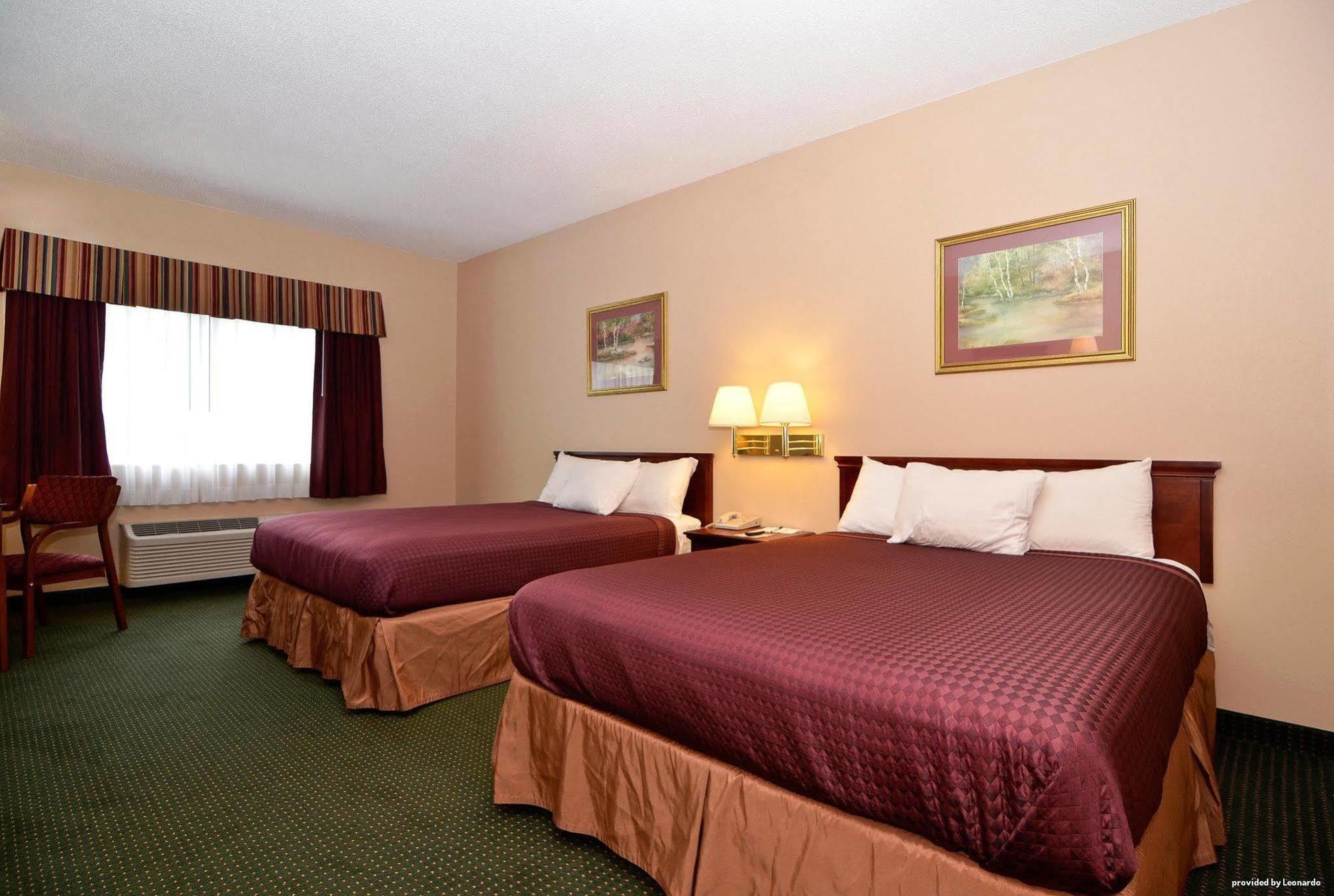 Americas Best Value Inn Wiggins Екстериор снимка